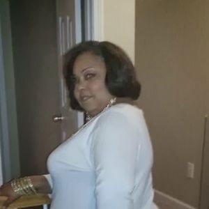 Meet your Posher, Renee
